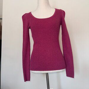 ✨ MODA International by Victoria’s Secret Fuchsia Ribbed Stretch Sweater – S
